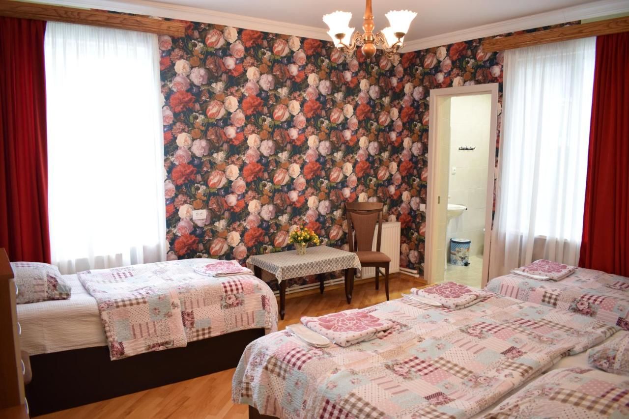 Гостевой дом Family Hotel Lago & Wine Cellar Лагодехи-39